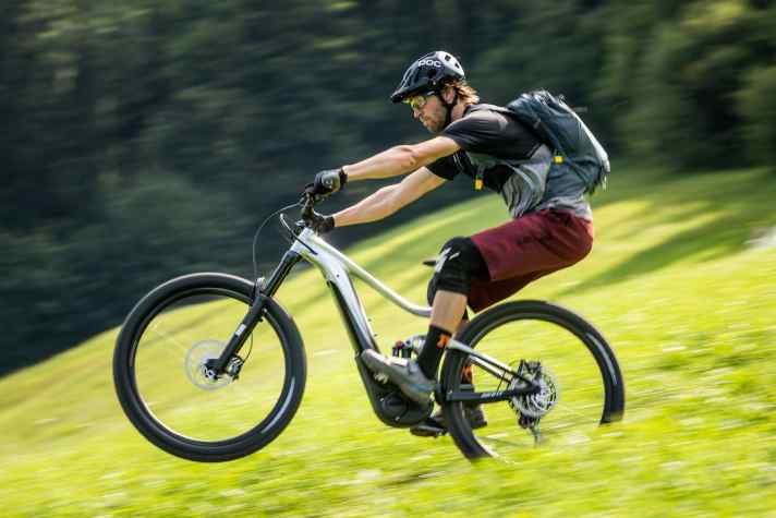   Wir haben das neue Giant Trance X E+ Pro 29 aktuell im Test. Was kann der Neuling auf Tour und im Gelände? Den ausführlichen Bericht gibt´s in  <a href="https://www.delius-klasing.de/emtb" target="_blank" rel="noopener noreferrer">EMTB 05/20</a>  – ab 13. Oktober erhältlich!
