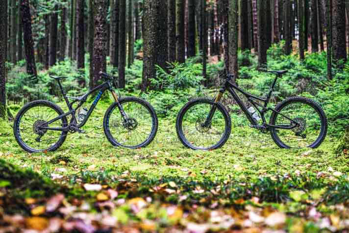 Mit Preisen um die 10 000 Euro zählen das Specialized Stumpjumper S-Works und das Stoll T2 zu den exklusivsten Bikes überhaupt. Werden die beiden Nobel-Hobel ihrem Ruf als Technologieträger gerecht? Das Duell der Super-All-Mountains. Ab Seite 28