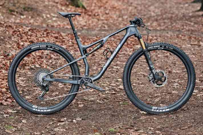   MERIDA Ninety-Six RC 9000 | 10,5 kg / 100/112 mm / 29" / 8799 Euro