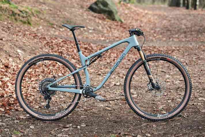   SIMPLON Cirex GX1 Eagle | 10,8 kg / 101/104 mm / 29" / 6109 Euro (Rahmen 3199 Euro)