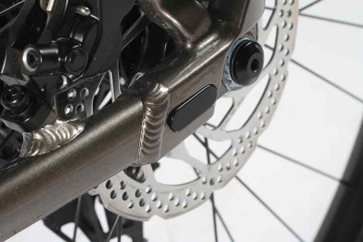   Bei Bedarf kann man sogar einen Seitenständer montieren.