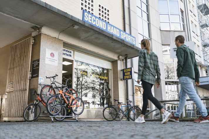   Auf Gebraucht-Bikes spezialisierte Shops wie Second Hand Sports in München gibt es nur wenige.