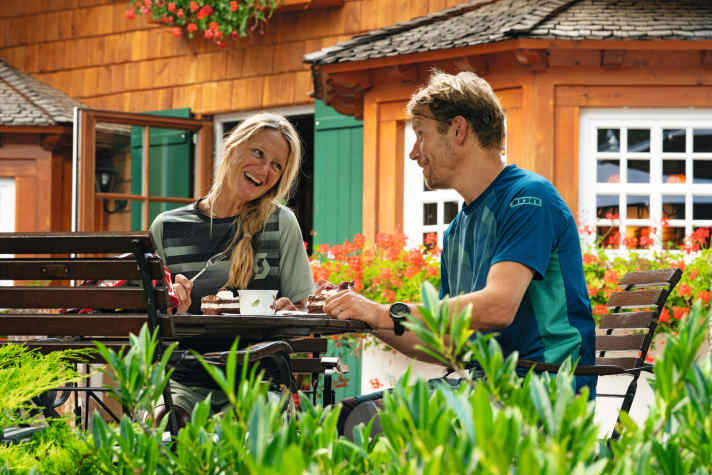   Hoch dekoriert: Baiersbronn und die Region Nordschwarzwald sind bekannt für die ausgezeichnete Gastronomie. Auch das Schlemmen auf Tour ist möglich.