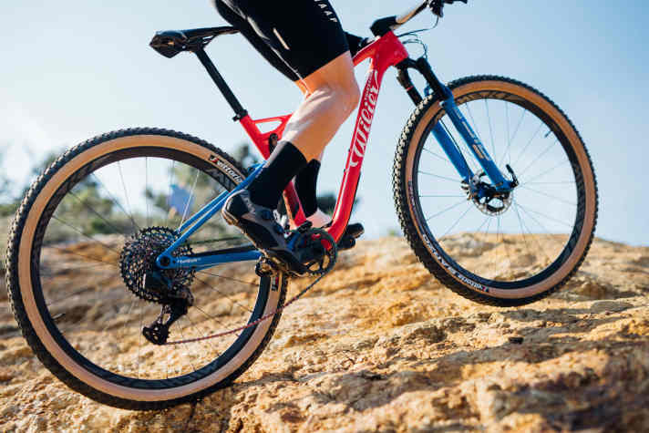   Schnell und doch ausgewogen: Das Wilier Urta SLR soll auf anspruchsvollen Cross-Country-Kursen und Marathon-Strecken für Aufsehen sorgen.
