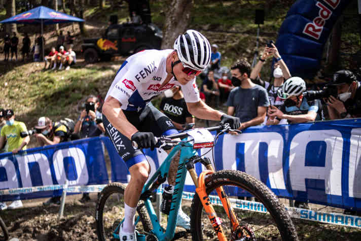   Nach seinem „Durchhänger" in der Mitte des Rennens setzte Mathieu van der Poel gegen Ende nochmal zur Aufholjagd an.