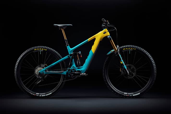   Das Yeti 160E C1 in der Team-Lackierung