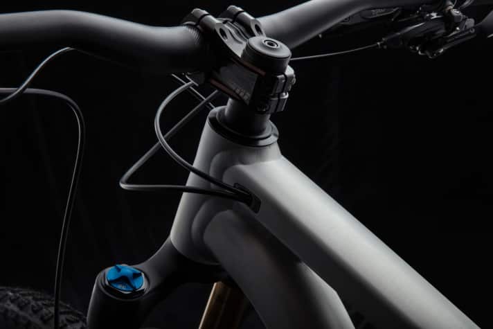   Um bis zu 2,5 Grad lässt sich der Steuerrohrwinkel am 2022er-Stumpjumper Alloy verstellen.