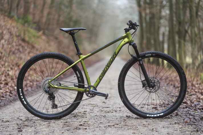   Merida Big.Nine 400 – 12,6 kg / 100 mm / 29" / 1099 Euro
