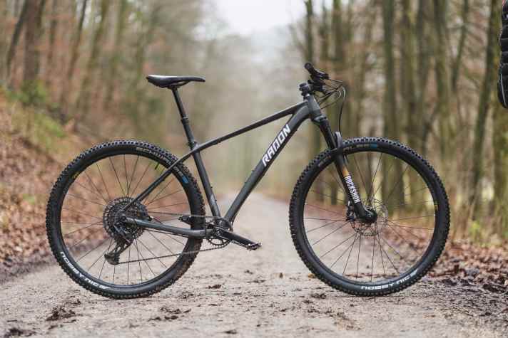   Radon Jealous AL 8.0 HD – 12,7 kg / 103 mm / 29" / 1499 Euro¹