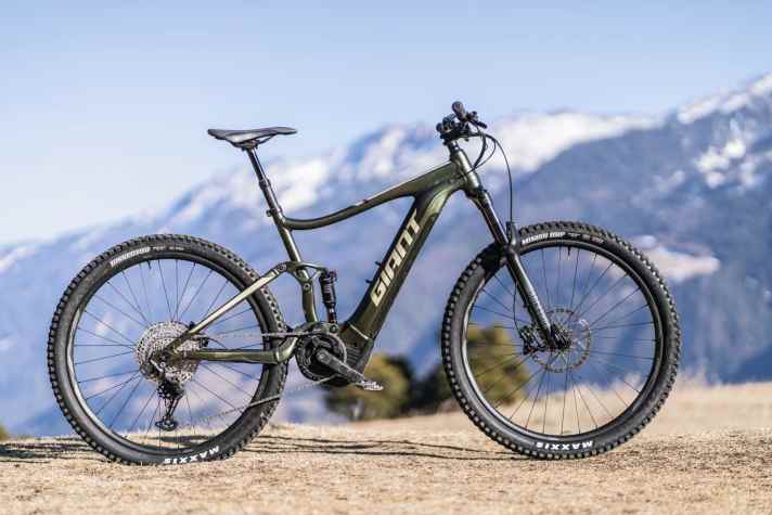   <a href="https://luna.r.lafamo.com/ts/i5533923/tsc?amc=con.blbn.497955.507800.14129791&smc=BIKE&rmd=3&trg=https%3A%2F%2Fwww.fahrrad-xxl.de%2Fgiant-stance-e-pro-1-m000020378" target="_blank" rel="noopener noreferrer nofollow">Giant Stance E+ 1 Pro</a> *  – 4599 Euro I 130 / 120 mm I 24,48 kg I 29"