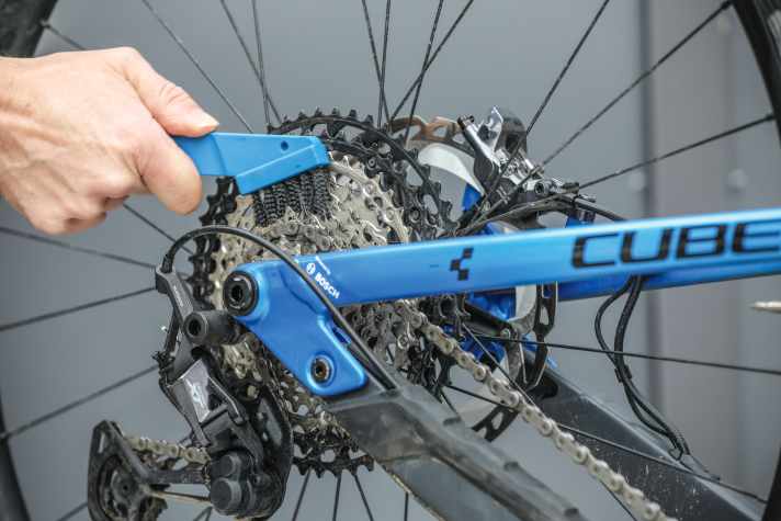   Nach jeder nennenswerten Ausfahrt mit dem E-Bike sollte die Kassette...