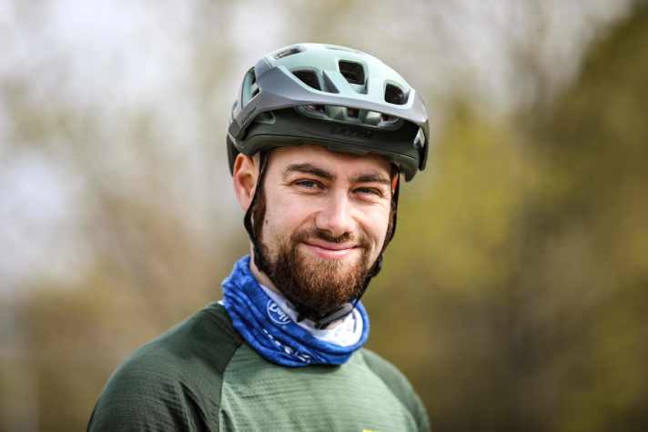 Adrian Kaether ist Redakteur für Test & Technik bei BIKE.