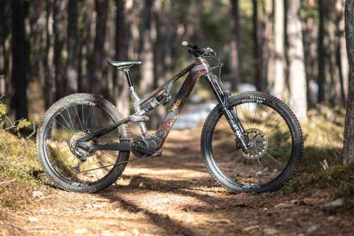 Rotwild R.G 375 Pro // Shimano EP8 // 375 Wh // 180 mm // 29 Zoll // 20,6 kg // 9499 Euro