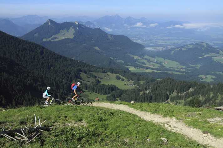 Die Chiemgauer Berge sind nicht die höchsten im deutschen Alpenstreifen, aber Steigungsprozente und Prachtaussicht können sie!