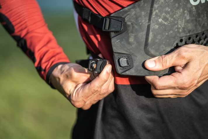 Klick, Klick. Die Magnetverschlüsse funktionieren sehr gut.