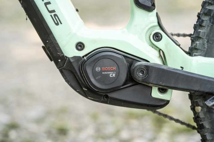 Besser denn je: Der Bosch Performance CX kommt ab sofort mit dem super Modus EMTB+ und auf Wunsch bis zu 100 Nm und 750 Watt.