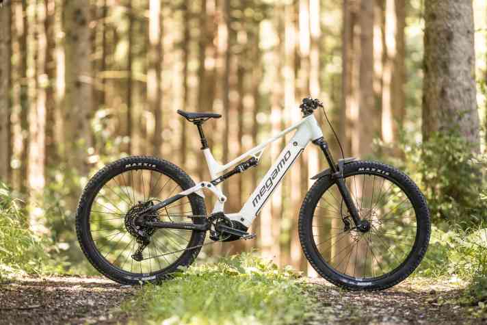 Megamo Flame AL 20 // Bosch Perf. CX // 600 Wh // 150/160 mm // 29 Zoll // 25,17 kg // 4599 Euro