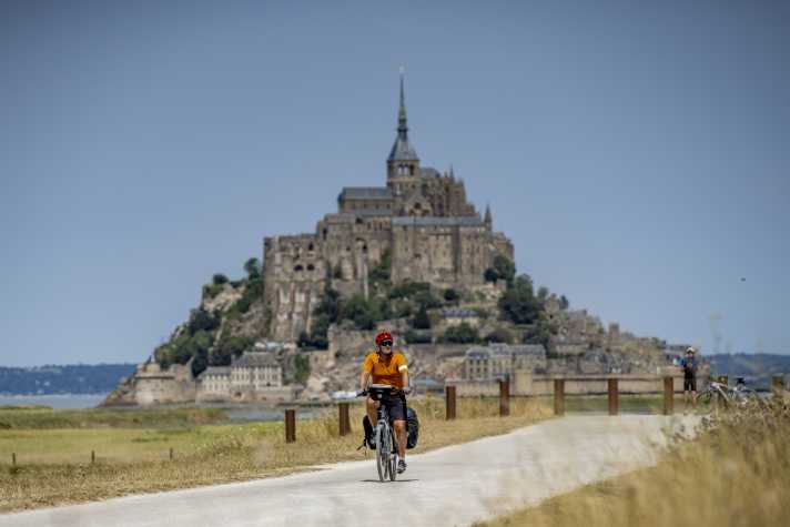 Mont-Saint-Michel: Auf einem Felsen im Wattenmeer thront die weltberühmte Abtei.