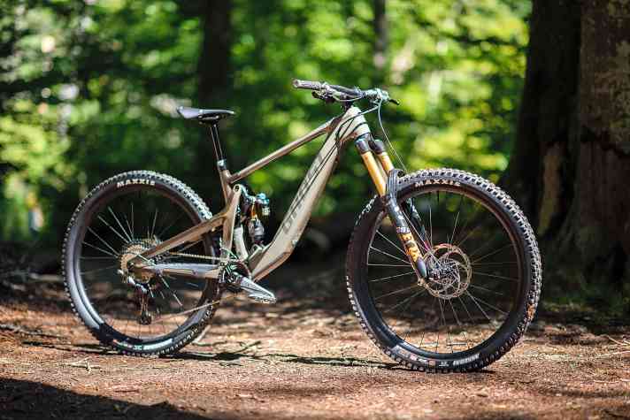 Ghost Path Riot // Preis ab 7000 Euro // Gewicht ab 17,46 kg (EMTB Messung) // 29 Zoll // 160/140 mm // Verfügbarkeit: Anfang 2023