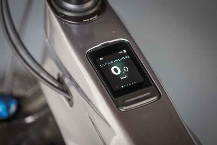 Endlich! Mit dem Ridecontrol Go Lux hat Giant ein richtig schickes, integriertes Display im Oberrohr.