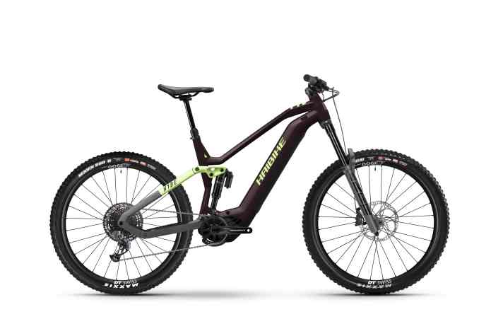 Das Haibike Hybe 10.5 kommt mit Yamaha-Motor, Mullet-Laufradmix, 170/160 Millimetern Federweg und kostet 7999 Euro.