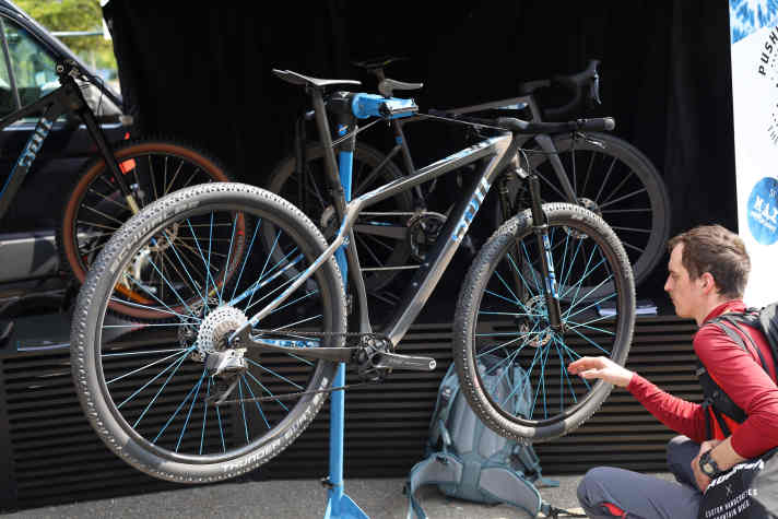 Beim BIKE Festival Garda Trentino zeigt Stoll, was in Sachen Leichtbau alles möglich ist.