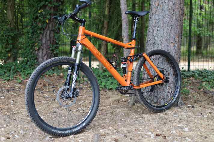 Auf den ersten Blick ein schönes, nostalgisches Stück Technik. Auf den zweiten Blick ein Totalschaden.