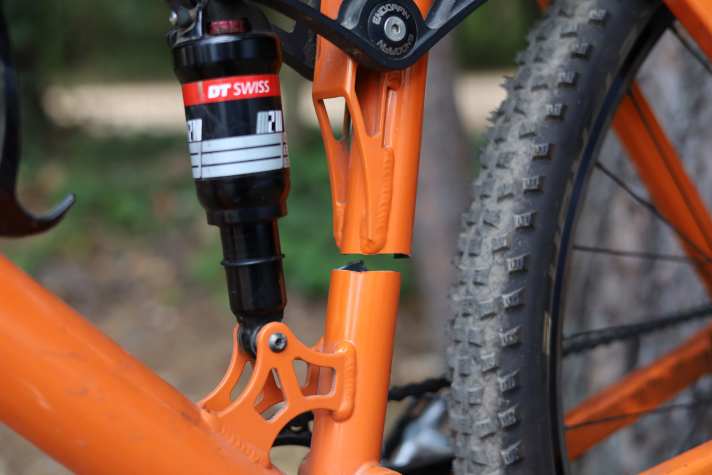 Totalschaden: Ein gebrochenes Sitzrohr beendet das Leben dieses Mountainbikes.