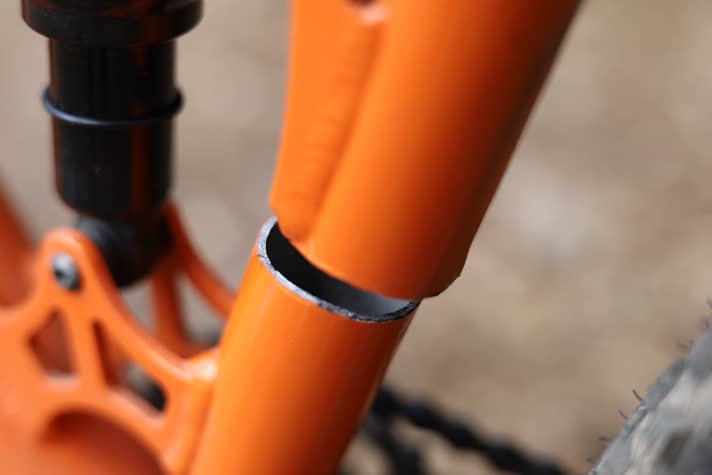 Schluss mit lustig: Die Bruchstelle geht gerade durch das Aluminium-Sitzrohr.