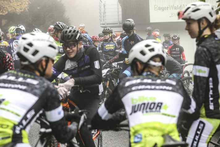 Auch die Talente des BIKE Junior Teams waren vor Ort.