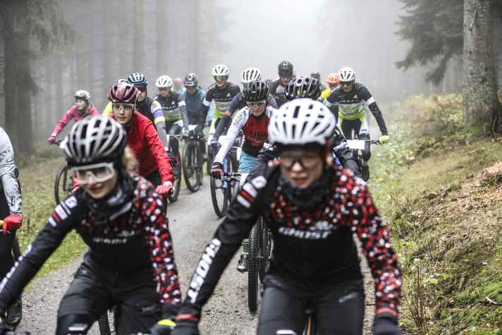 Trotz herbstlichem Wetter war die Ausfahrt mit dem Nachwuchsteam von Ghost Bikes ein voller Erfolg.