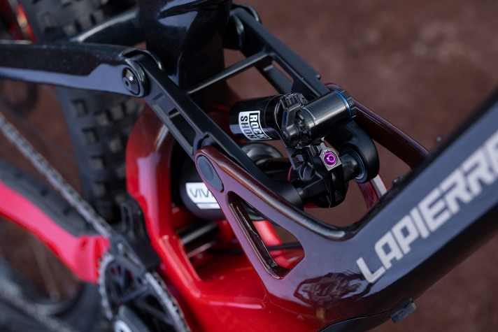 Über den Tausch des Rockers ermöglicht Lapierre den Umbau von High- auf Low-Pivot