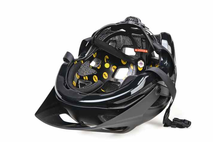 Gleicher Helm, besserer Schutz. Mit MIPS erzielt der Impala bessere Werte auf dem Prüfstand