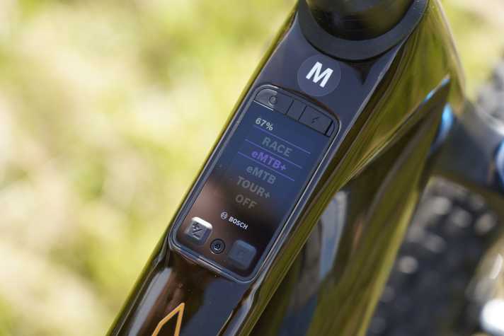 Das neue Kiox 400C ist nachrüstbar. Für alle CX mit Smartsystem gibt’s den neuen Modus E-MTB+ per Update.