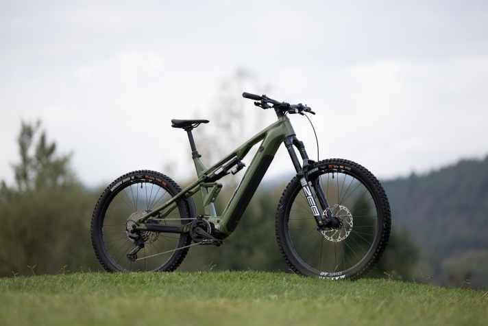 Bomb-Proof: Das Merida eOne-Eigthy kommt mit Downhill-Freigabe und brachialen 180 Millimetern Federweg.