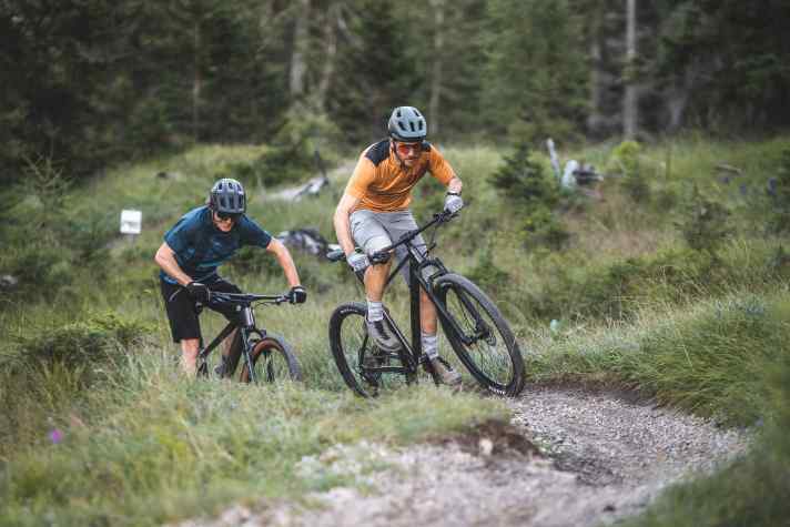 Kann das günstige Giant-Hardtail aus Aluminium die Carbon-Konkurrenz in Sachen Preis-Leistung abhängen? Das klären wir im BIKE-Test.