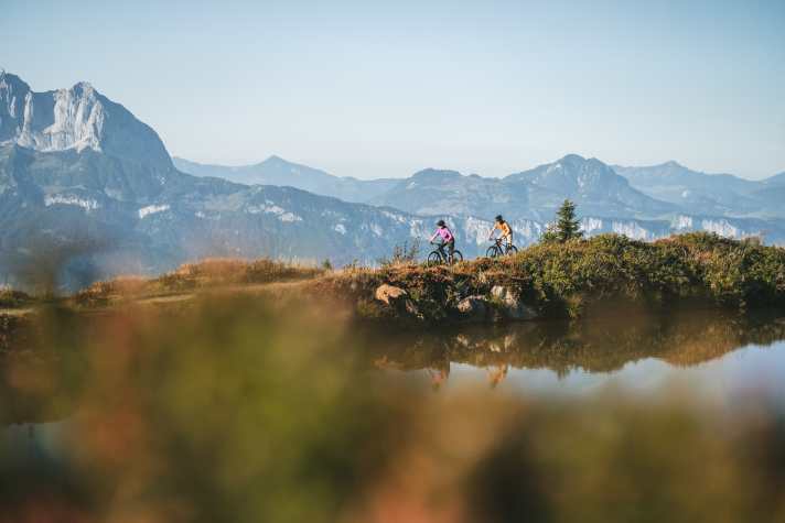 Egal, ob auf Schotterwegen oder zahmen Trails – bei den ersten Mountainbike-Versuchen ist man mit dem Hardtail-MTB bestens gerüstet. Wer vorhat, noch seriöser Geländeradsport zu betreiben, sollte von Anfang an in ein besonders geländegängiges Trailhardtail wie das Giant Fathom 29 2 investieren.