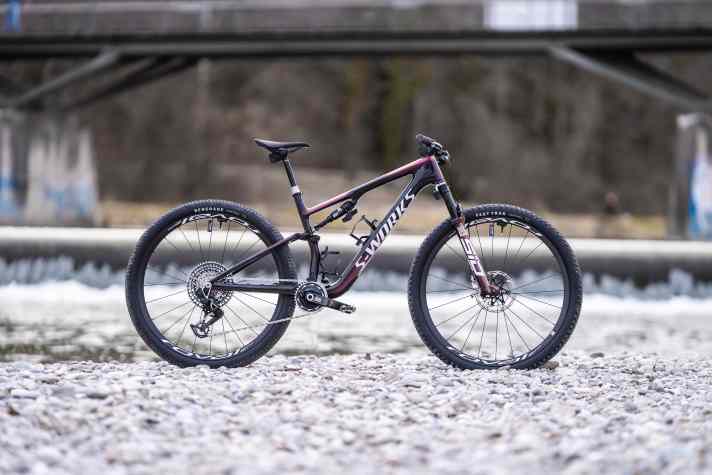 Geometrie, Gewicht und Ausstattung setzen dem neuen Specialized Epic mit 120 Millimetern Federweg nur wenige Grenzen.