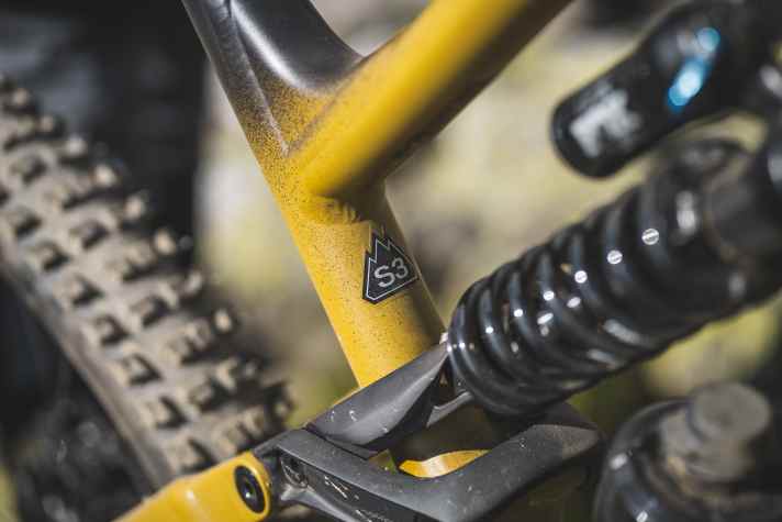 Specialized geht das Thema Rahmengröße etwas anders an. Die Größe S3 unseres Testbikes entspricht der Größe M bei anderen Herstellern.