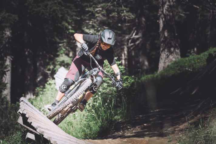 Auf den Molveno-Trails lernten alle, ordentlich Schwung aus den Anliegern mitzunehmen.
