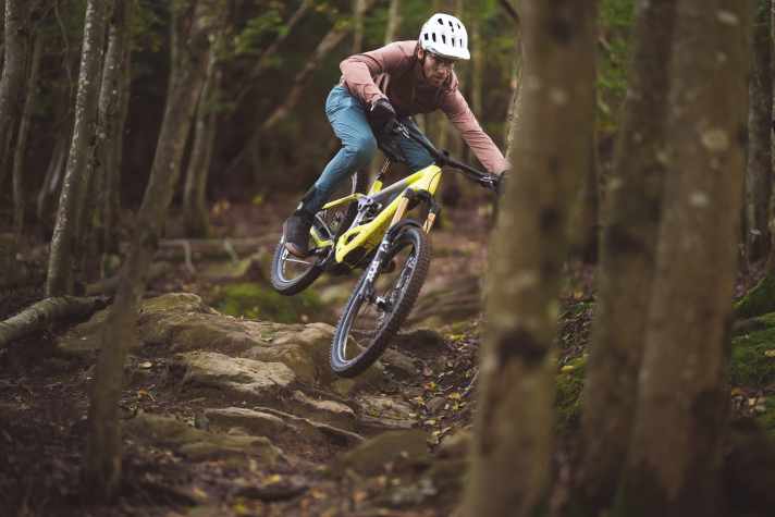 Kann das Orbea Wild auf dem Trail seine vollmundigen Versprechen halten? Wir haben es ausführlich getestet!