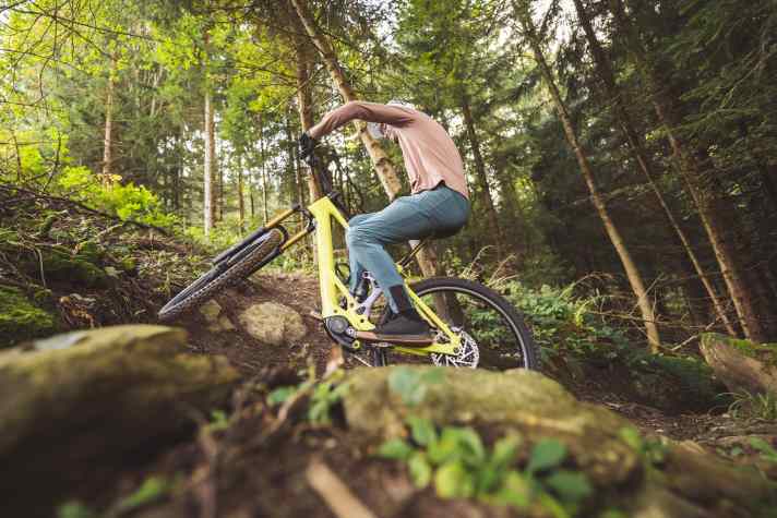 Eine gute Fahrposition, traktionsstarkes Fahrwerk und spritziger Bosch-Motor machen das Orbea Wild zum starken Kletterer.