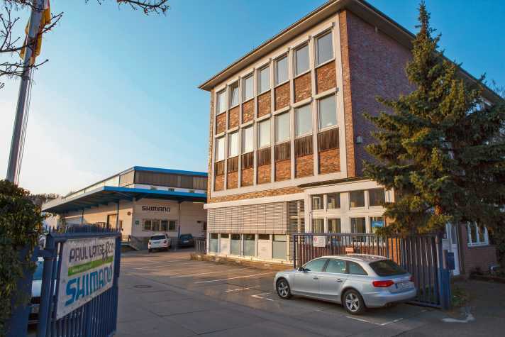 Hinter dem funktionalen Industriebau in Stuttgart verbirgt sich das, wonach sich Mountainbiker sehnen.