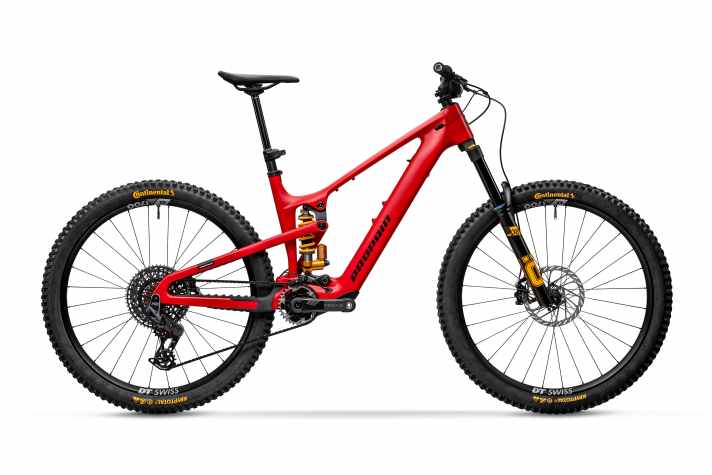 Ein echter Hingucker ist die Schweden-Edition. Natürlich mit Öhlins-Fahrwerk. Das Sresh SL Swedish Gold kostet 7939 Euro und kann wie alle Modelle in der Ausstattung noch feingetunt werden.