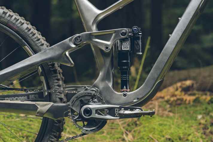 Vor allem das Thema Dämpfung hat Rockshox sich für die Fahrwerks-Generation 2025 vorgenommen.