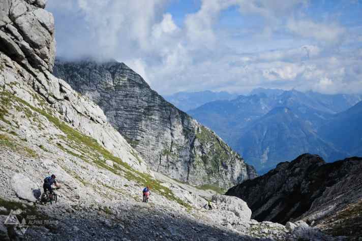Die Karstgipfel im Kanin-Gebirge fühlen sich an wie eine wilde Mischung aus Brenta und Dolomiten.