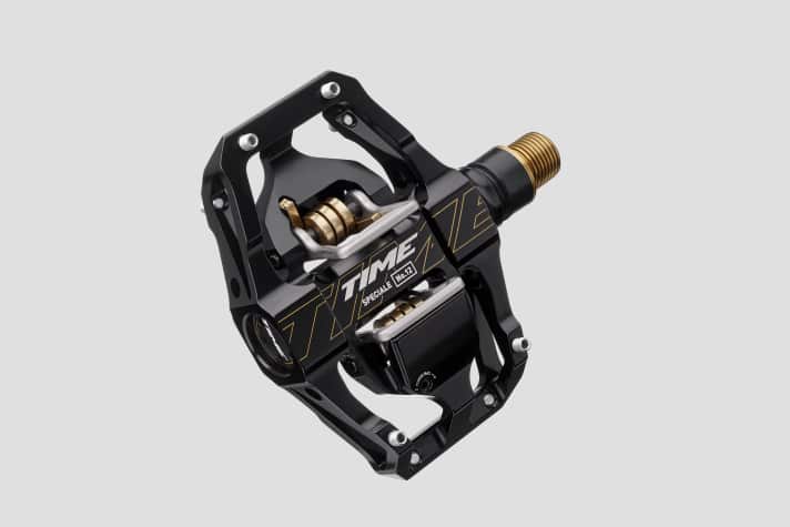Große Standfläche, edles Titan und eloxiertes Aluminium - das Speciale 12 ist das Edel-Pedal für Enduro-Racer