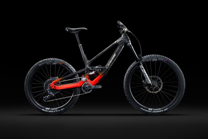 Race ready: Mit dem Spicy CF Team kann man auf die Jagd nach Enduro-Bestzeiten gehen