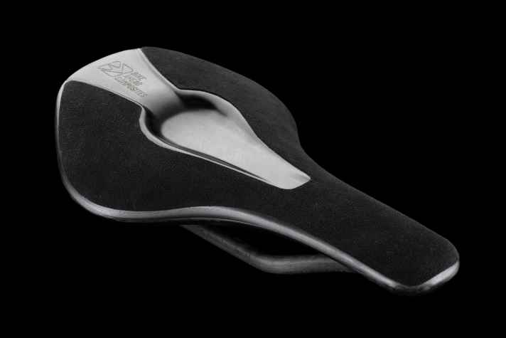 Wie aus einem Stück? Er IST quasi aus einem Stück, der Hypersaddle.