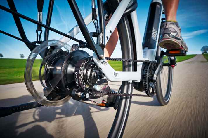 Moderne Steuerungselektronik reduziert die Motorkraft beim Schaltvorgang und schont so das Getriebe im E-Bike